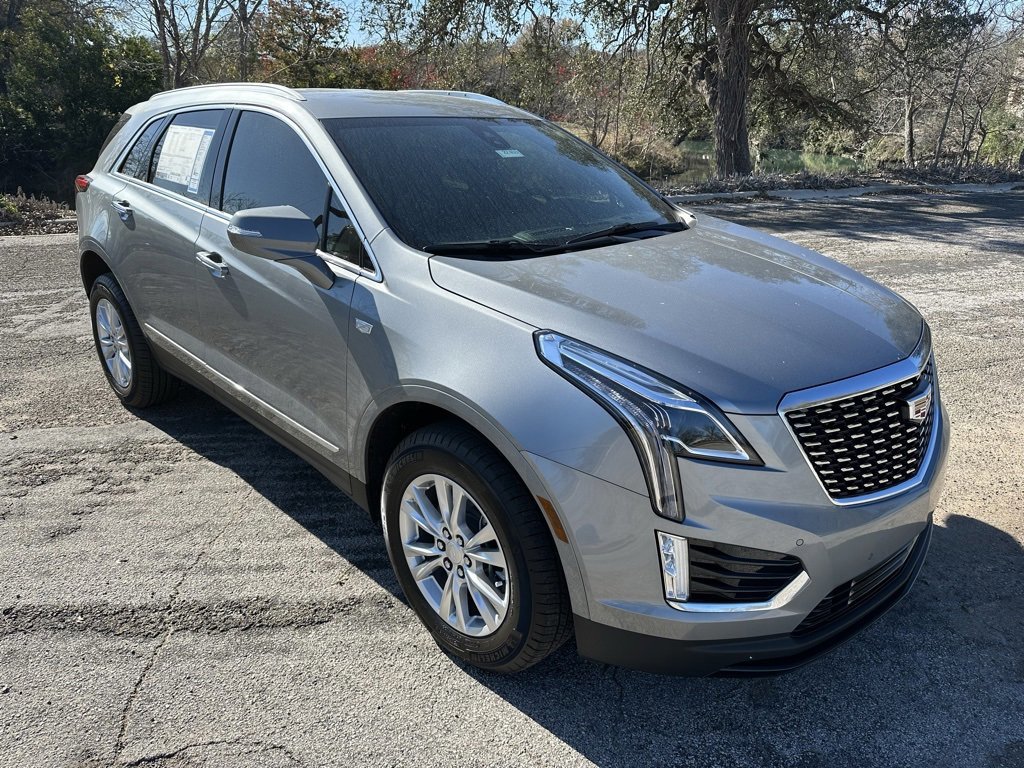 New 2026 Cadillac XT5 Luxury w/ LPO, Floor Liner Package image 4