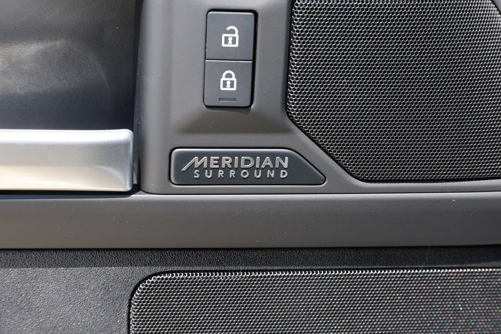 New 2026 Land Rover Defender 110 X-Dynamic SE AWD/4WD image 20