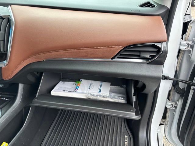 Used 2018 Chevrolet Traverse High Country w/ LPO, 'HIT The Road' Package AWD/4WD image 46