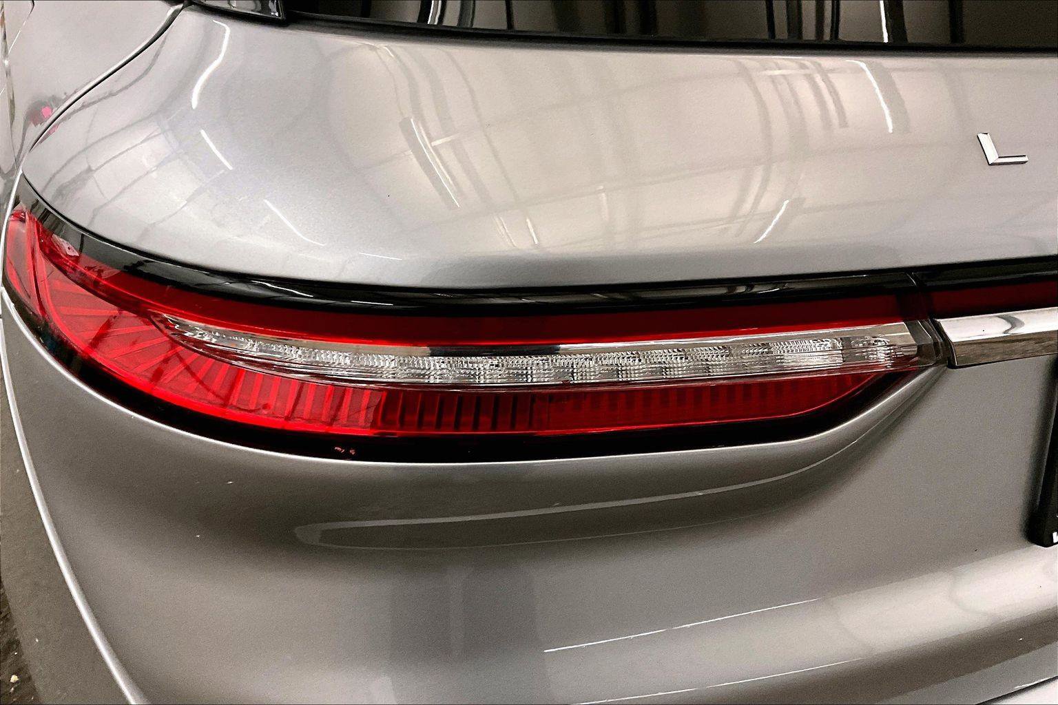 Used 2021 Lincoln Corsair AWD w/ Equipment Group 101A image 28