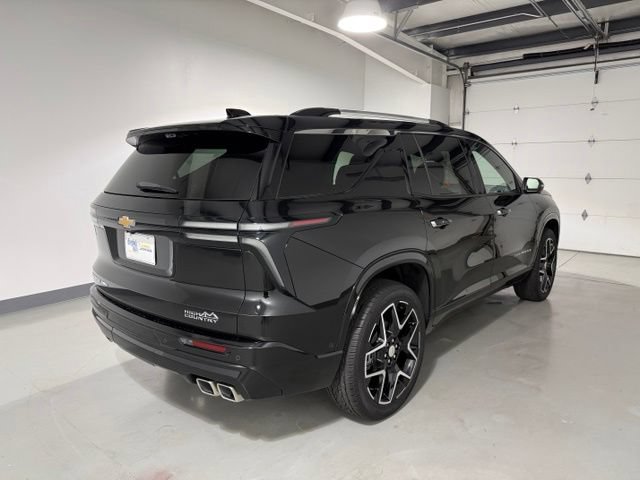 Used 2026 Chevrolet Traverse High Country w/ LPO, Floor Liner Package AWD/4WD image 7
