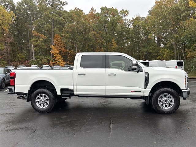Used 2024 Ford F250 XLT w/ Black Appearance Package image 9