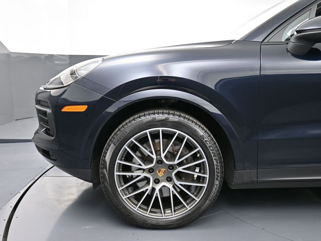 Certified 2021 Porsche Cayenne Coupe image 12