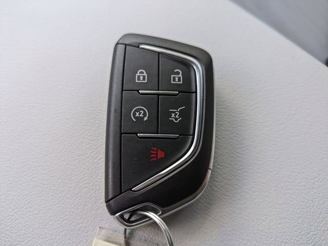 Used 2025 Cadillac Lyriq Luxury RWD image 32