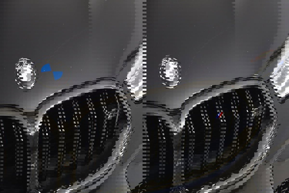 Used 2020 BMW M8 Coupe w/ Driving Assistance Package image 20