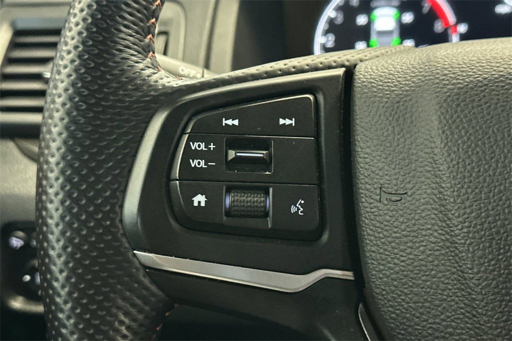 Certified 2025 Honda Ridgeline TrailSport image 25