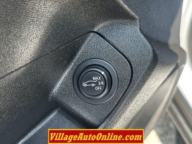 Used 2021 GMC Terrain SLT w/ Elevation Edition AWD/4WD image 13