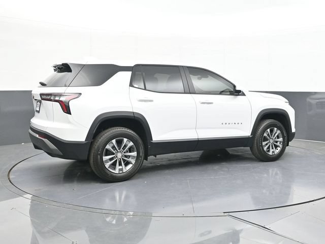New 2026 Chevrolet Equinox LT w/ Safety and Technology Package FWD image 11