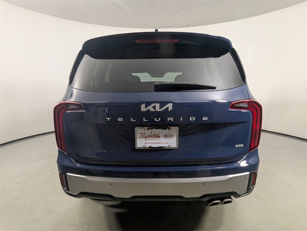 Used 2023 Kia Telluride S image 6