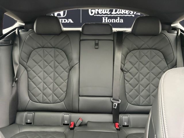 Used 2026 BMW X6 xDrive40i w/ Climate Comfort Package image 11
