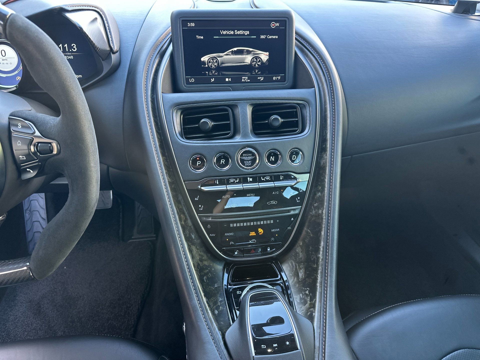 Used 2019 Aston Martin DBS Superleggera image 10