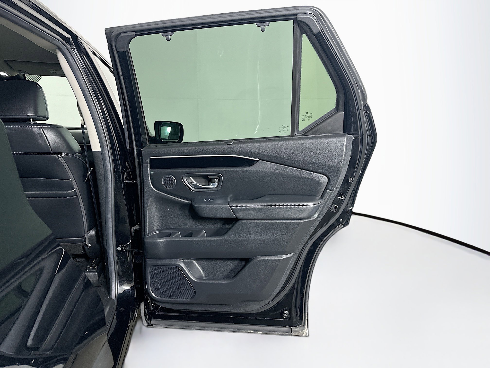 Used 2025 Honda Pilot EX-L image 31