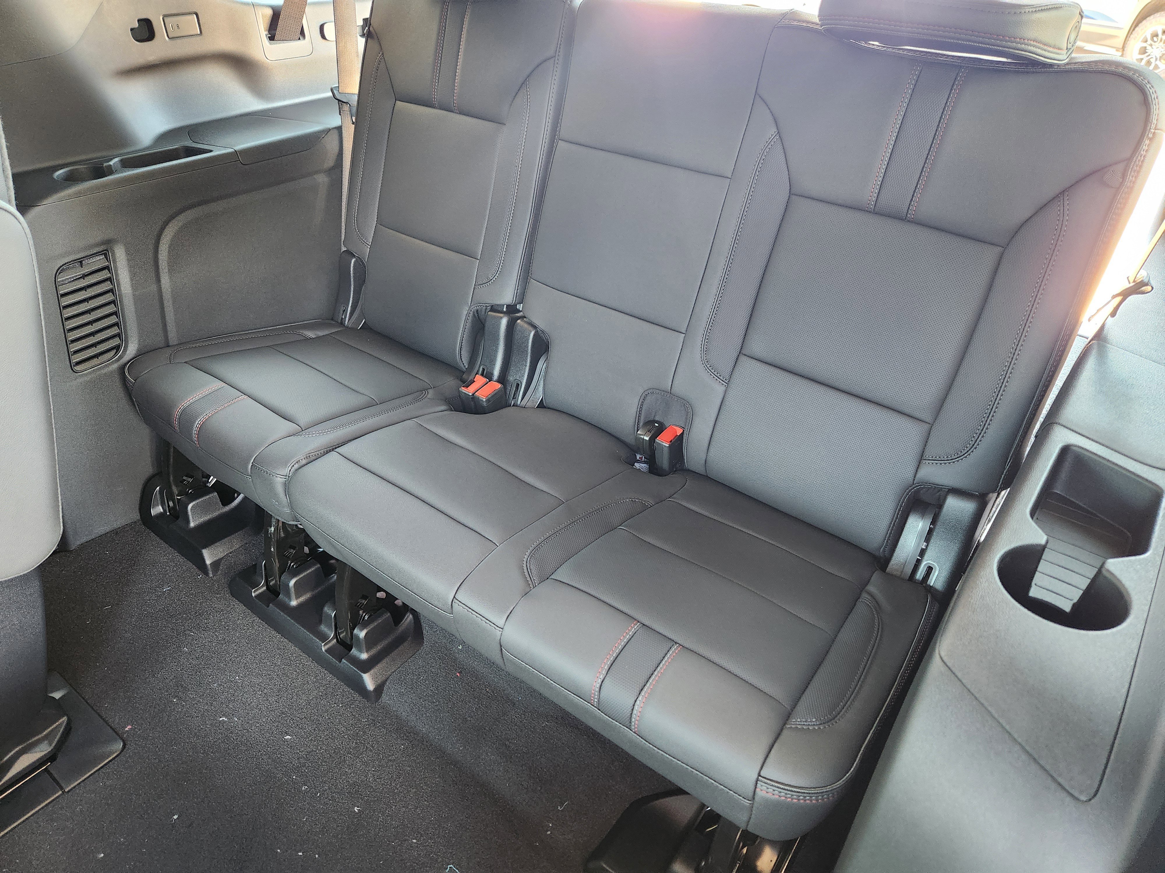 New 2026 Chevrolet Suburban RST w/ RST Capability Package image 23