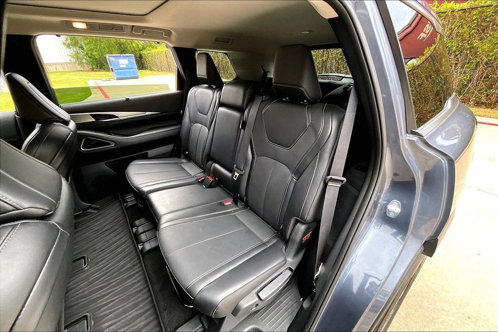 Used 2026 INFINITI QX60 Luxe w/ Cargo Package FWD image 35