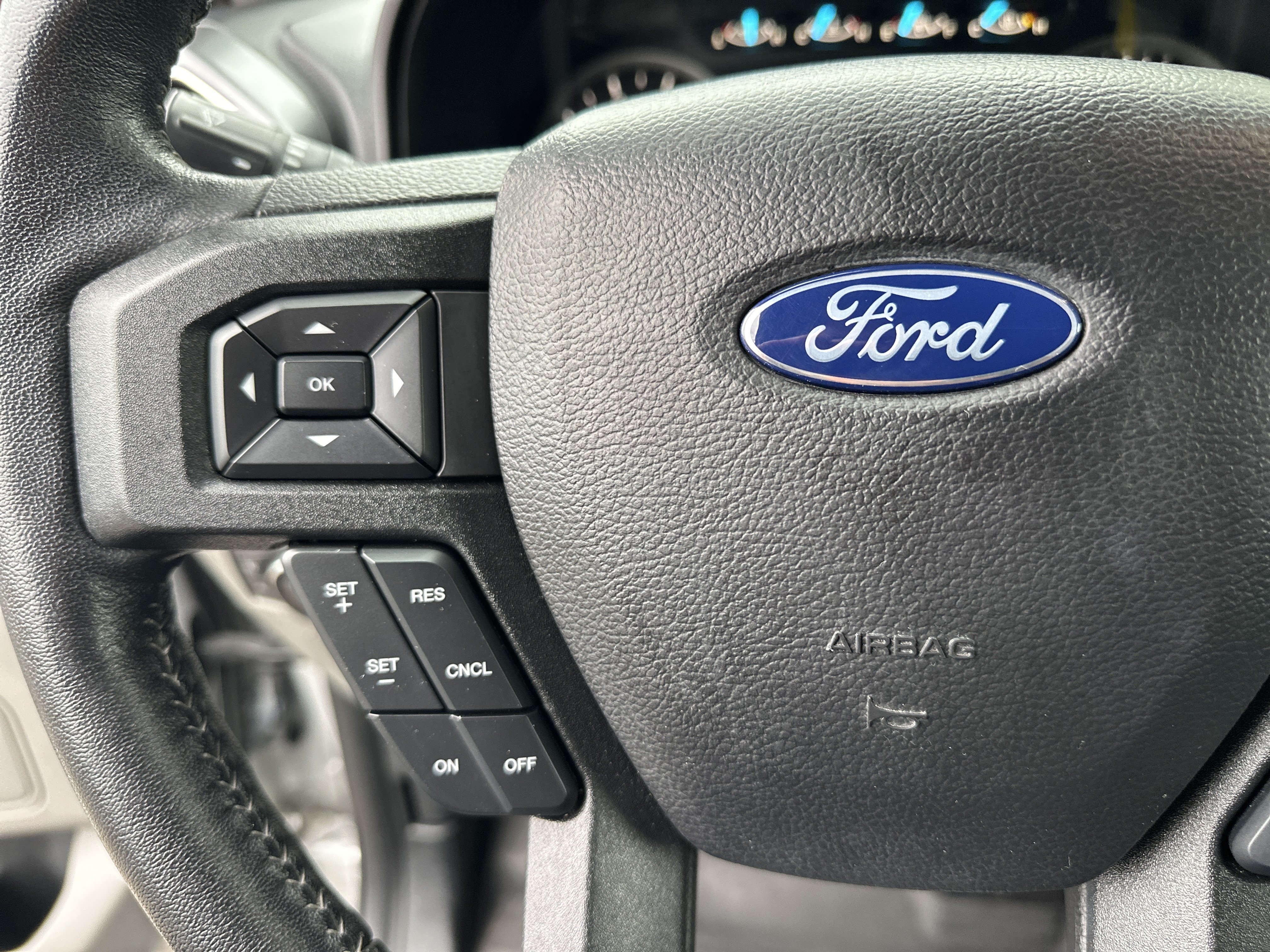 Used 2019 Ford F150 XLT w/ Equipment Group 302A Luxury AWD/4WD image 25