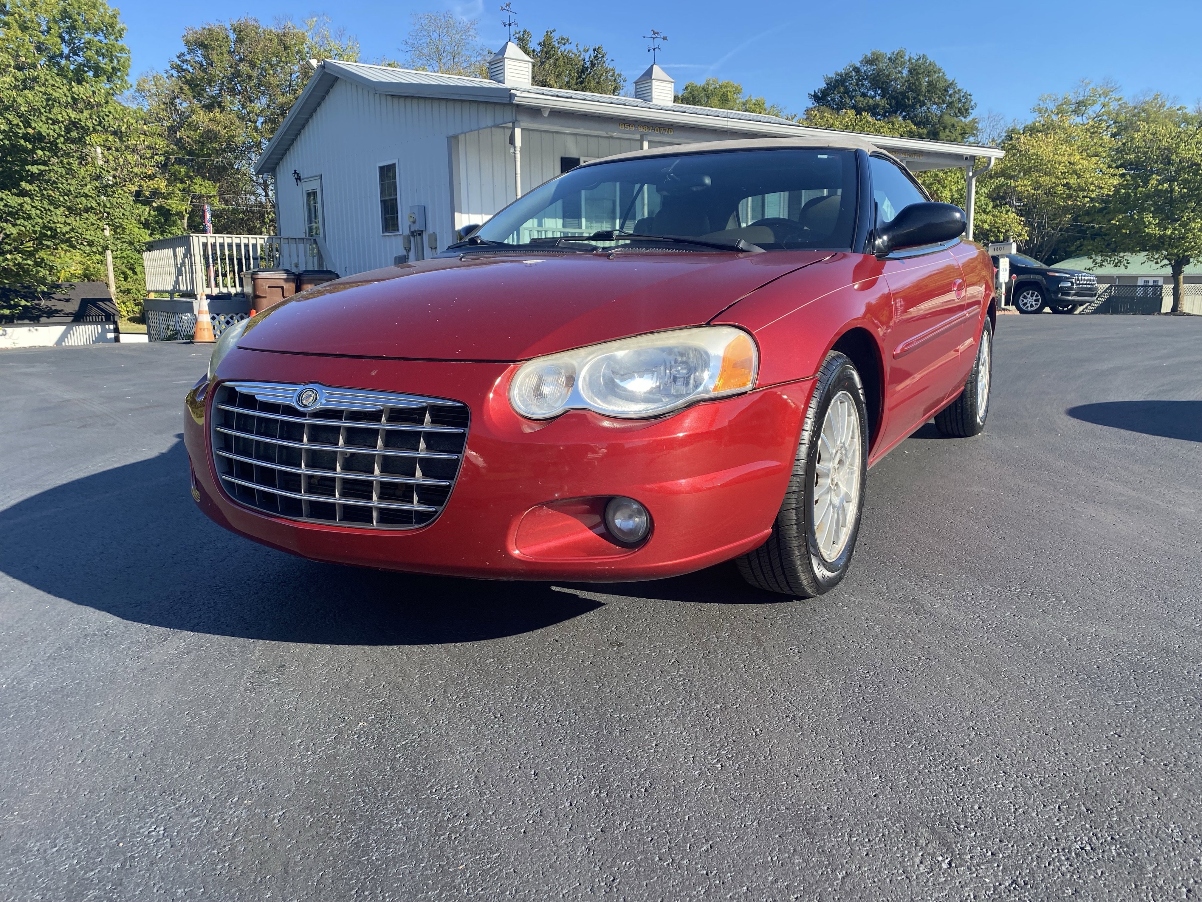 Used 2006 Chrysler Sebring Touring image 1