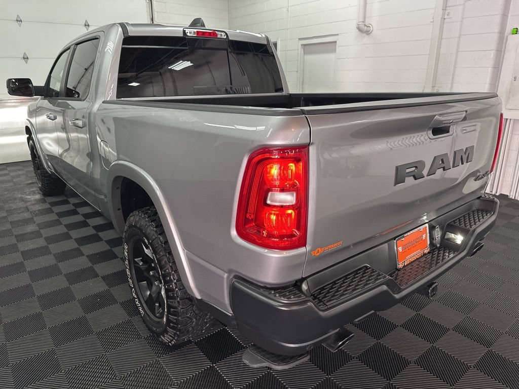 Used 2025 RAM 1500 Classic Warlock AWD/4WD image 7