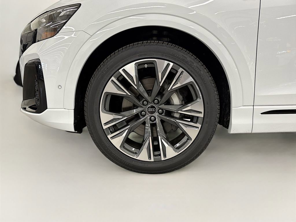 New 2026 Audi Q8 Premium Plus image 25