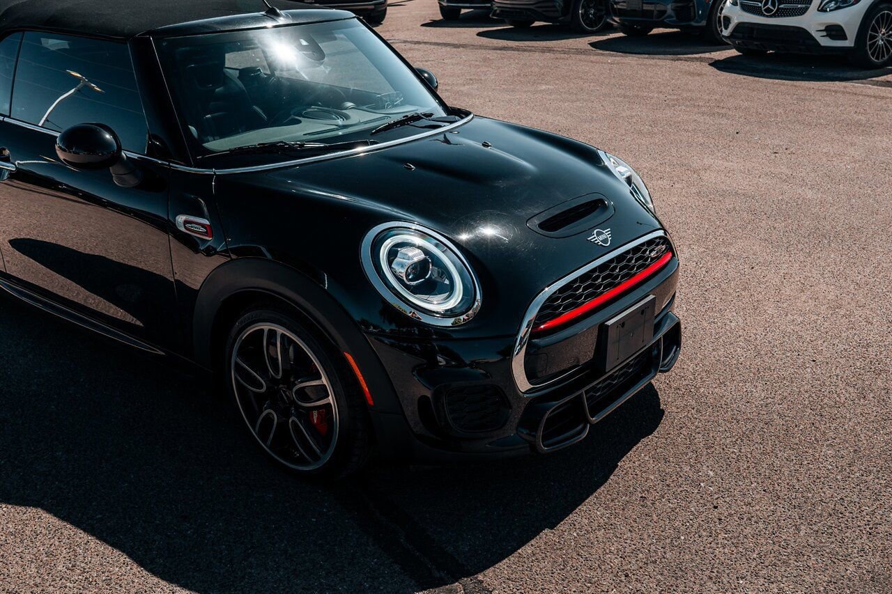 Used 2019 MINI Cooper John Cooper Works FWD image 9