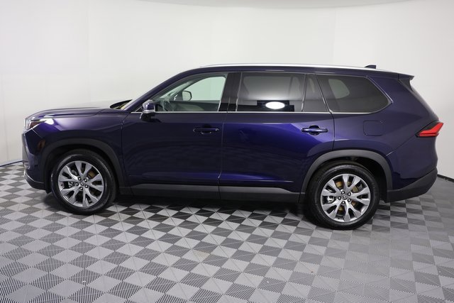 Used 2024 Toyota Grand Highlander Limited image 5