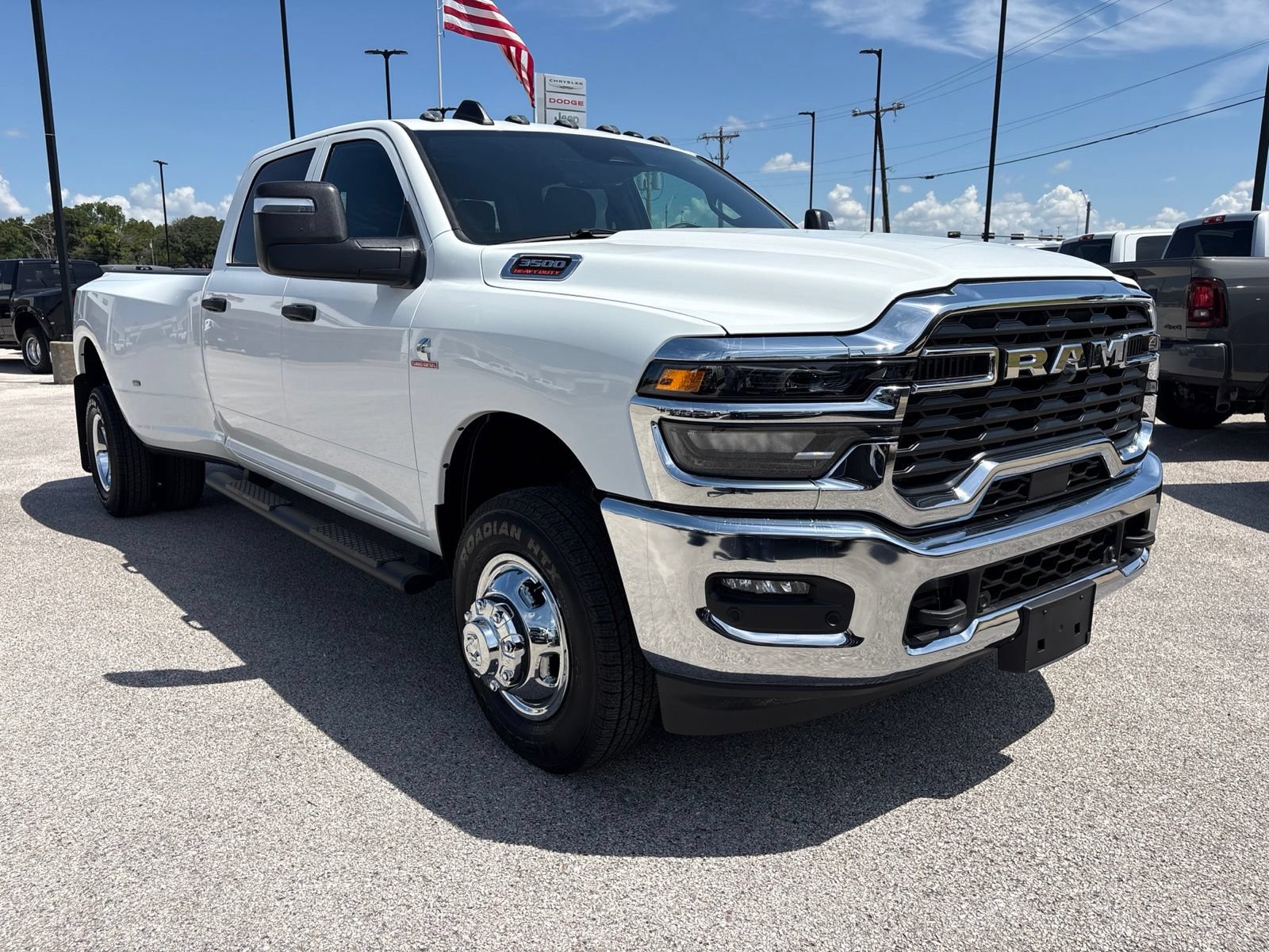 New 2026 RAM 3500 Tradesman AWD/4WD image 8