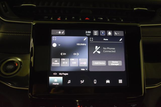 Used 2023 Jeep Grand Cherokee L Laredo AWD/4WD image 18