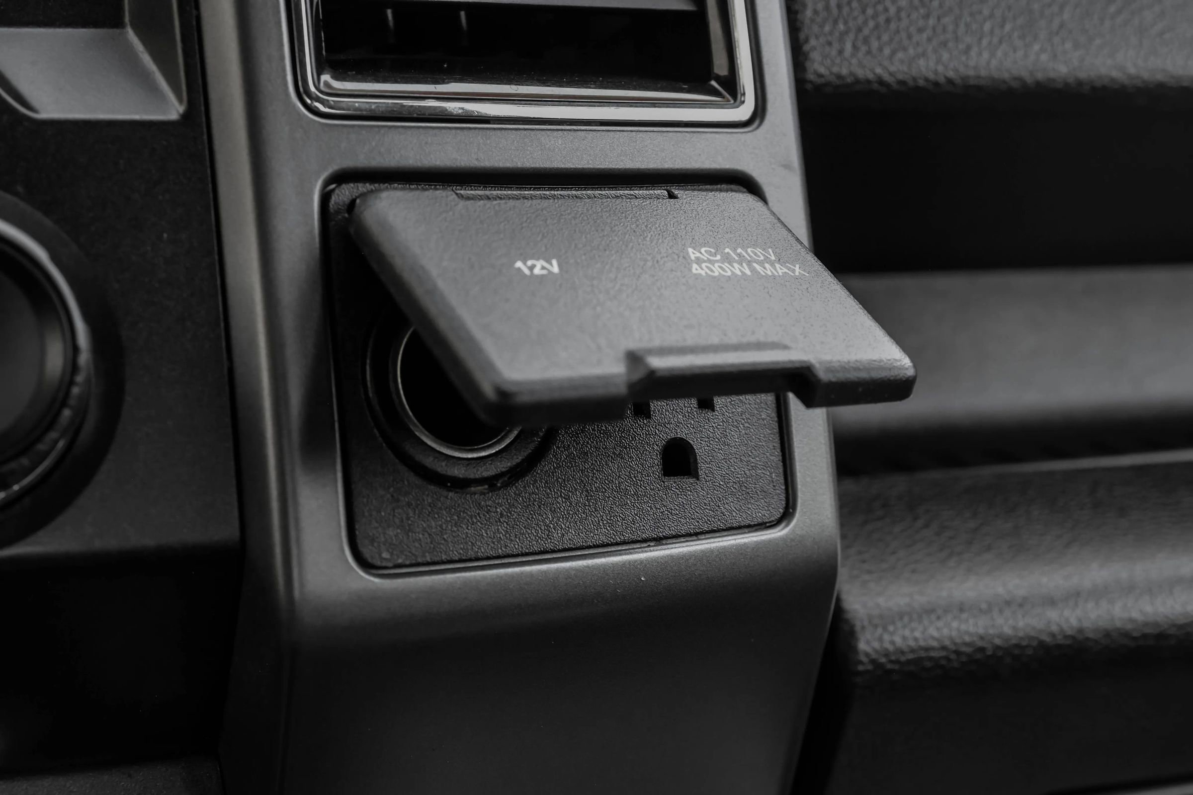 Used 2022 Ford F150 XLT w/ XTR Package image 31