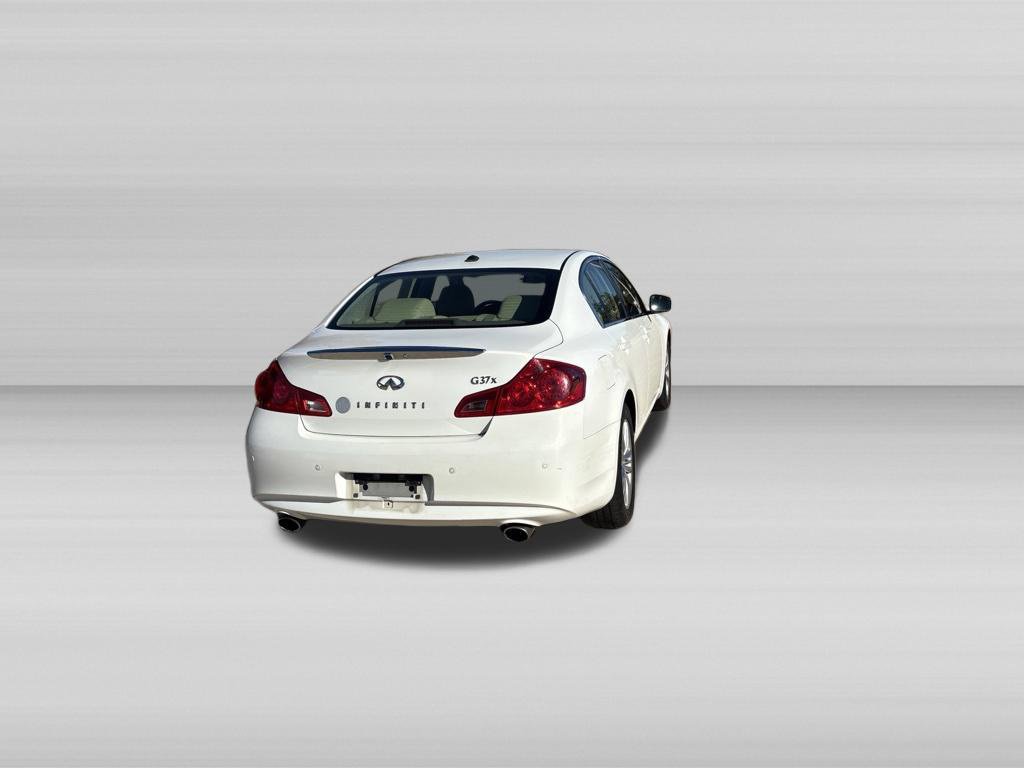 Used 2012 INFINITI G37 x Sedan w/ Premium Pkg AWD/4WD image 5