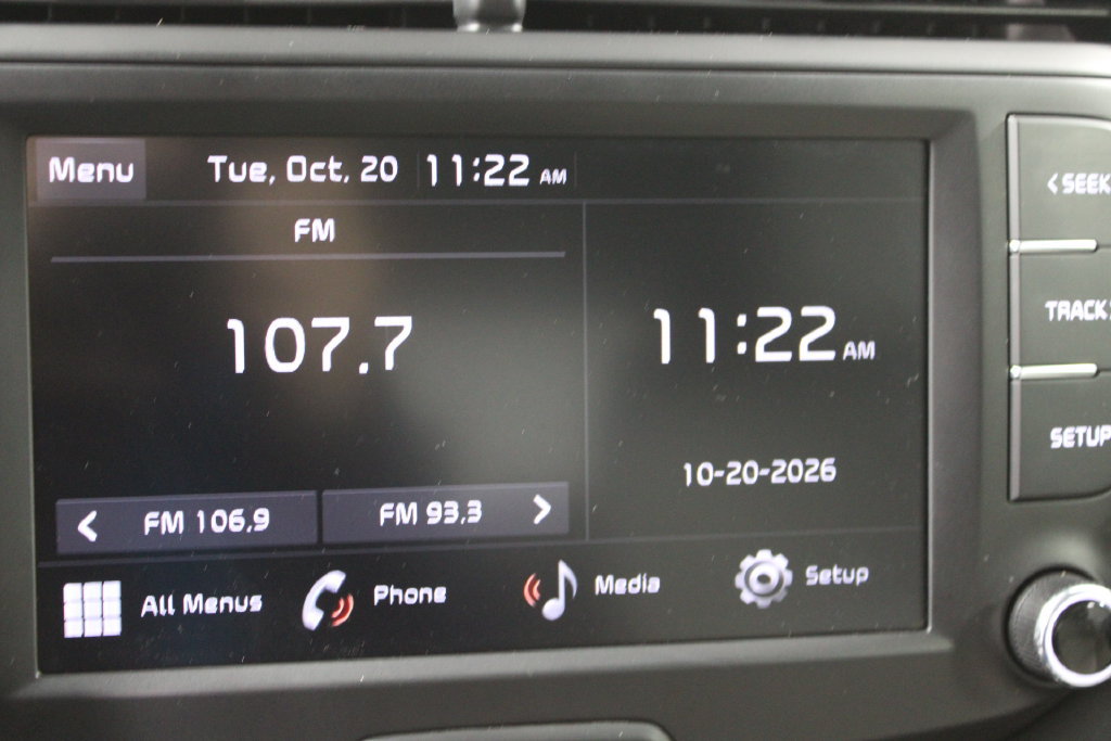 Used 2025 Kia Soul LX w/ LX Technology Package FWD image 47
