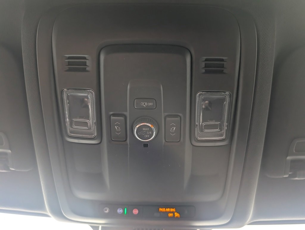 New 2025 Chevrolet Suburban RST w/ Comfort Package image 21