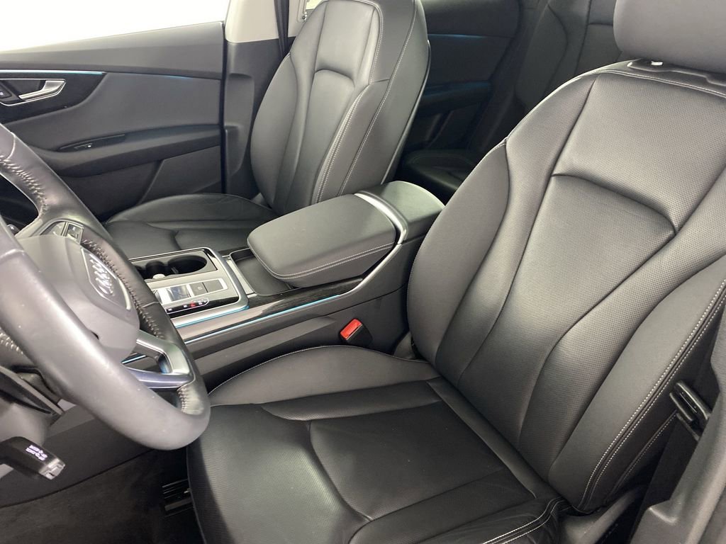 Used 2019 Audi Q8 Premium Plus w/ Premium Plus image 23