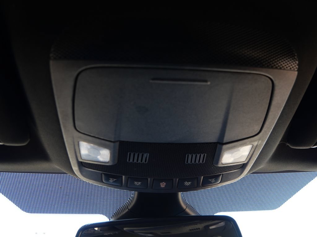 Used 2021 Ford Edge ST-Line FWD image 30