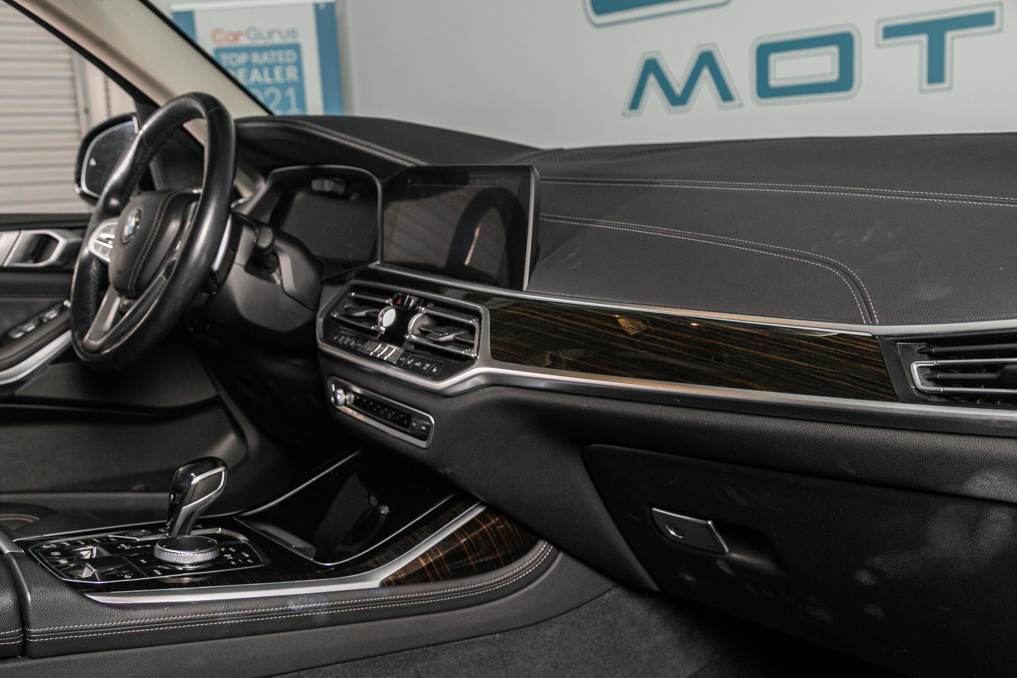 Used 2019 BMW X7 xDrive50i w/ Cold Weather Package AWD/4WD image 38