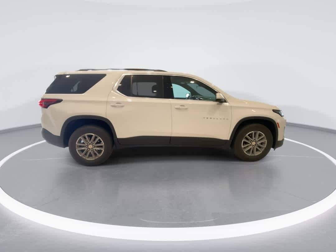 Used 2022 Chevrolet Traverse LT AWD/4WD image 9