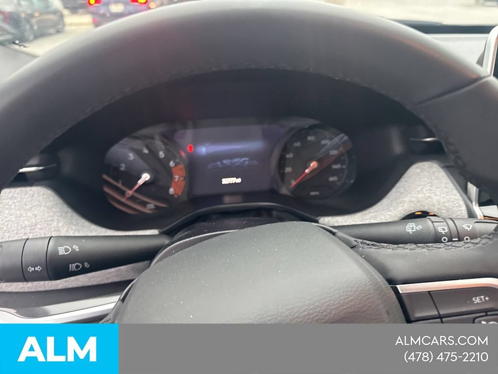 Used 2025 Jeep Compass Latitude AWD/4WD image 15