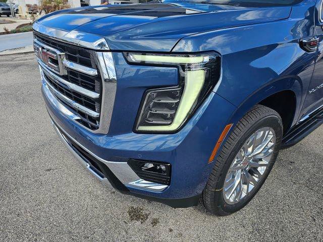 New 2026 GMC Yukon XL Elevation w/ Elevation Premium Package AWD/4WD image 17