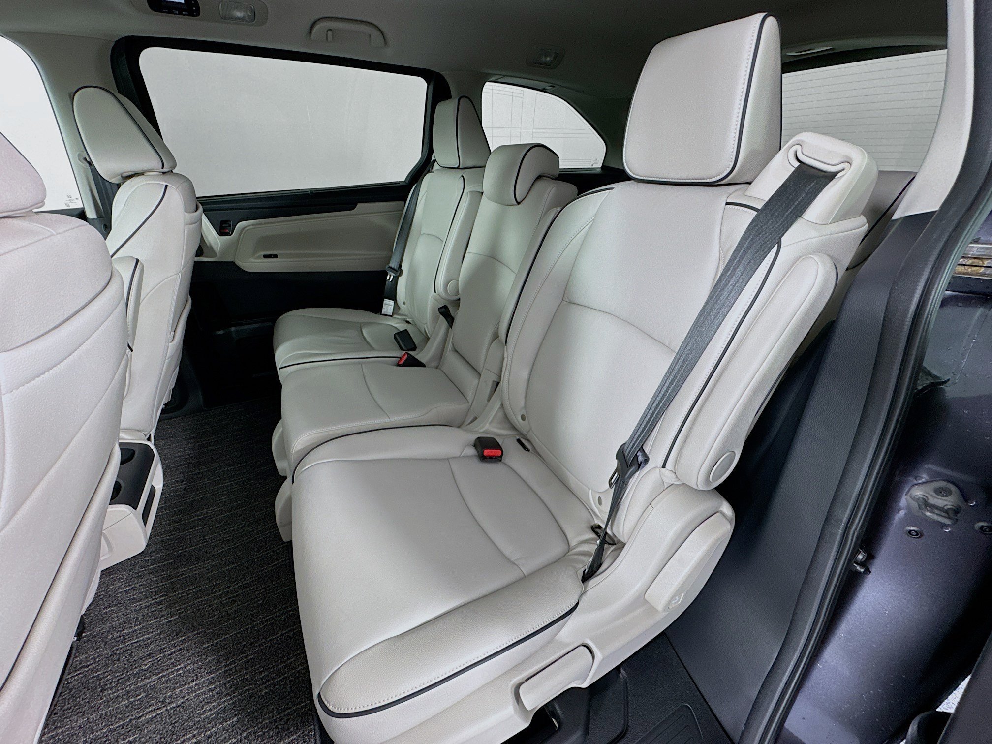New 2026 Honda Odyssey Touring image 25