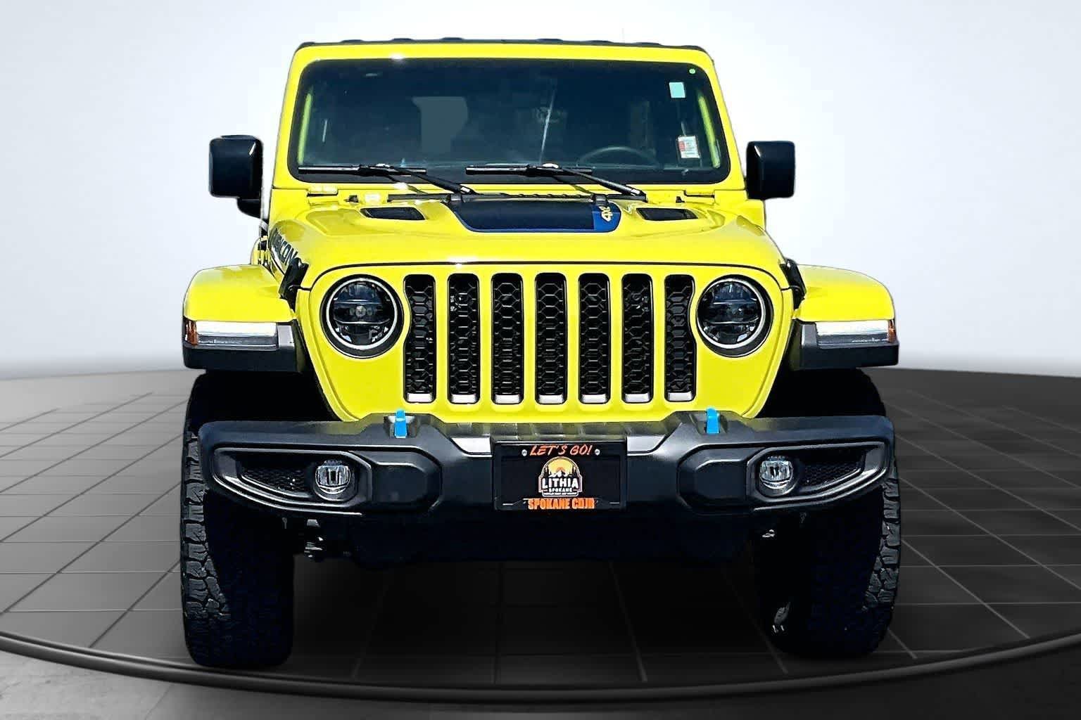 Used 2023 Jeep Wrangler Unlimited Rubicon 4xe w/ Cold Weather Group AWD/4WD image 6