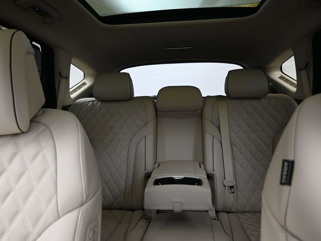 Used 2024 Genesis GV80 3.5T w/ Prestige Package image 39