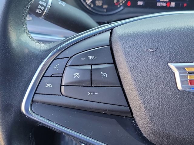 Certified 2022 Cadillac XT5 Luxury image 11