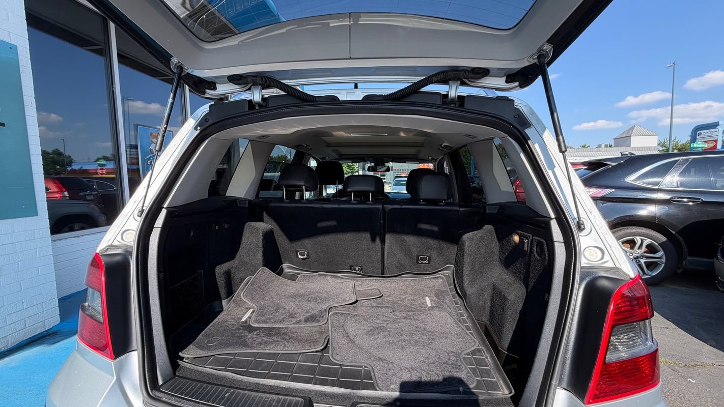 Used 2010 Mercedes-Benz GLK 350 4MATIC image 10