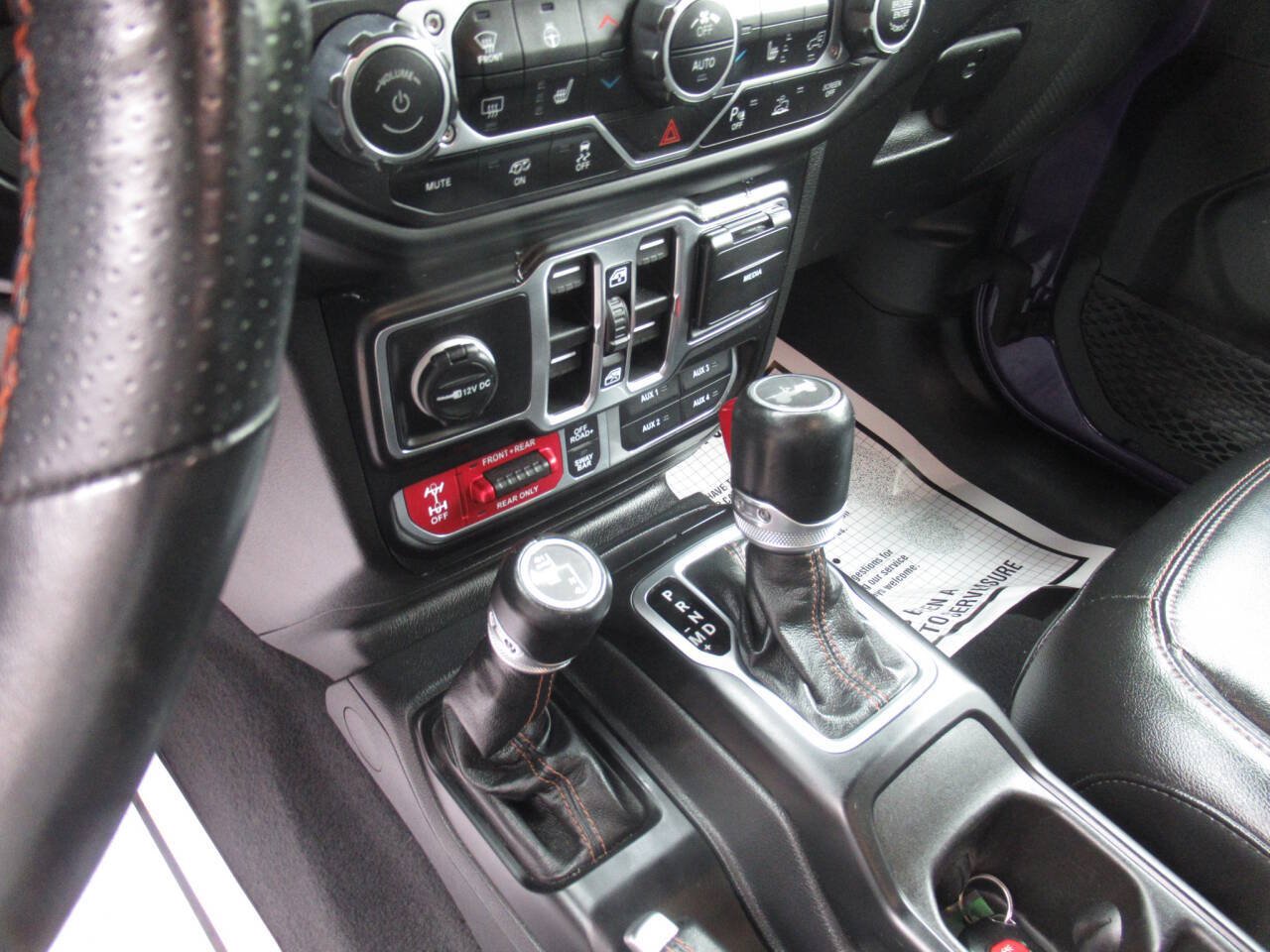 Used 2023 Jeep Wrangler Unlimited Rubicon 392 AWD/4WD image 31
