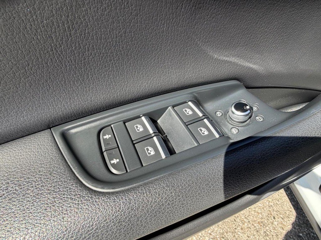 Used 2019 Audi Q7 3.0T Prestige AWD/4WD image 33