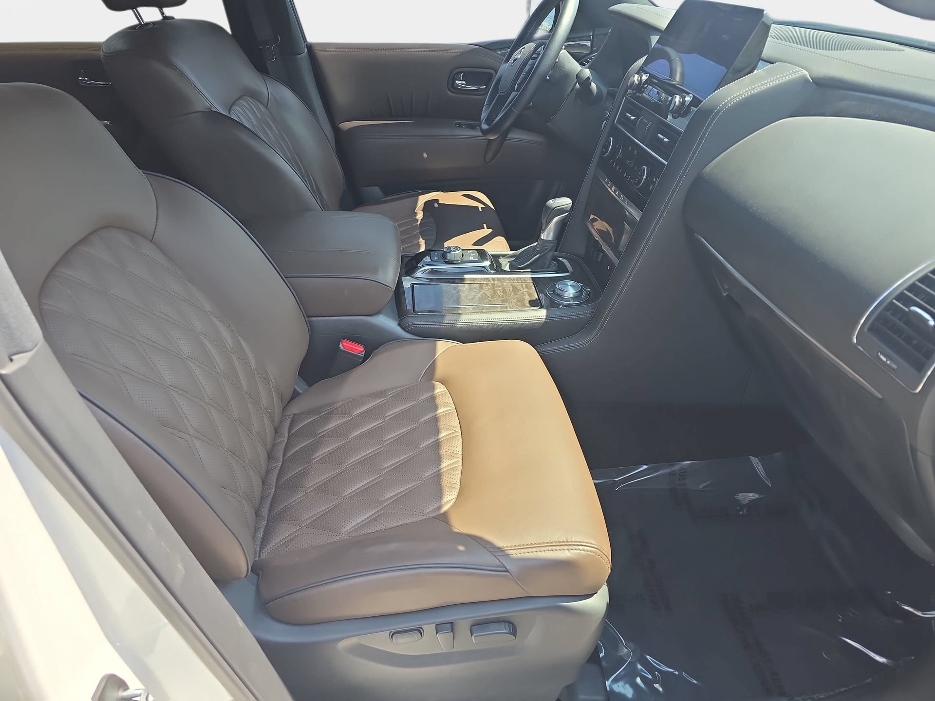 Used 2024 Nissan Armada Platinum w/ Captain's Chairs Package AWD/4WD image 10