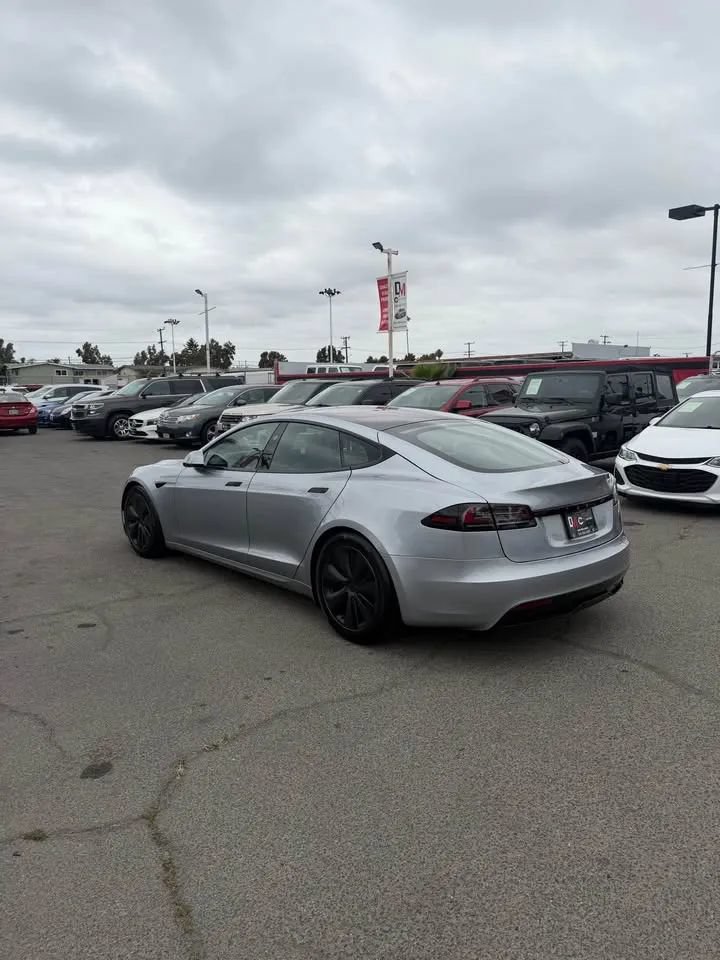Used 2025 Tesla Model S AWD/4WD image 3