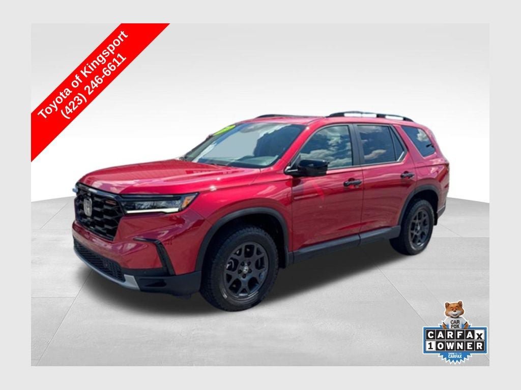 Used 2025 Honda Pilot TrailSport image 1
