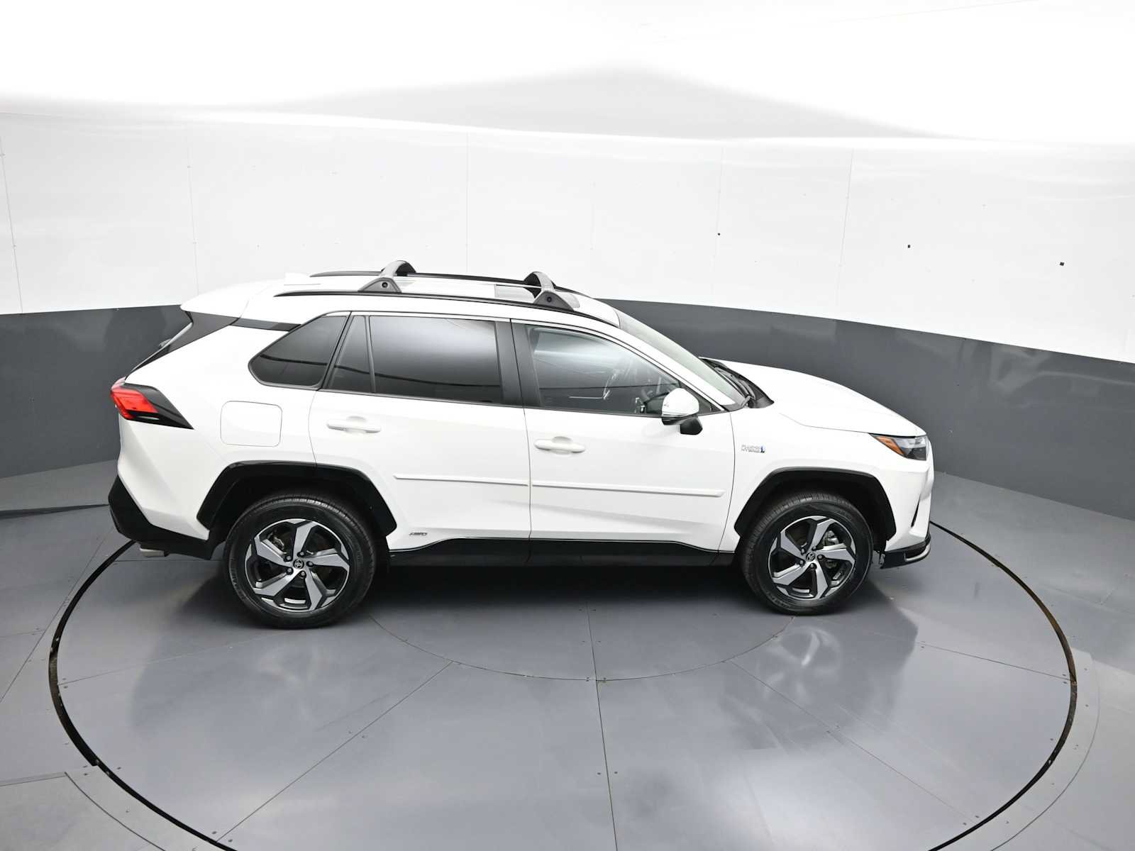 Used 2023 Toyota RAV4 SE w/ Weather & Moonroof Package AWD/4WD image 38