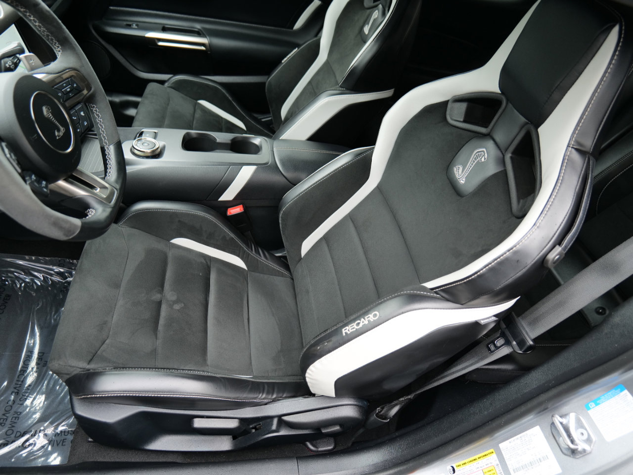 Used 2021 Ford Mustang Shelby GT500 w/ Technology Package image 15
