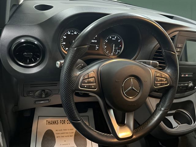 Used 2023 Mercedes-Benz Metris image 14