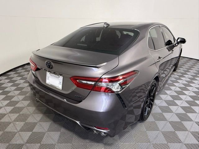 Used 2022 Toyota Camry XSE image 6